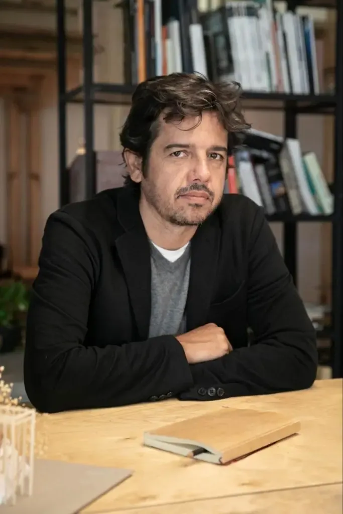 Portrait of architect Alfonso Quiñones